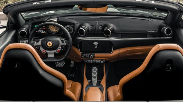 Ferrari Portofino Rosso (Noir), 2022