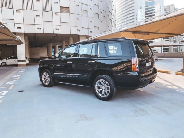 GMC Yukon (Negro), 2020