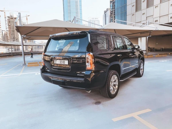 GMC Yukon (Negro), 2020