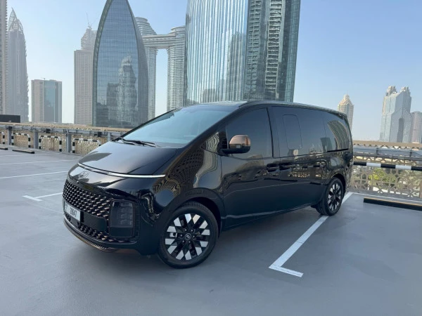Hyundai Staria 7S (Black), 2026