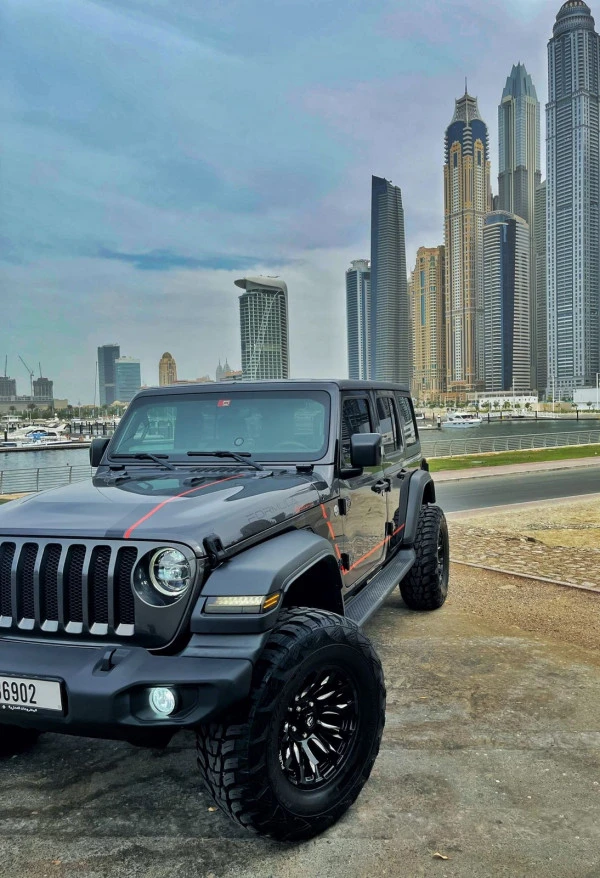 Jeep Wrangler (Schwarz), 2021
