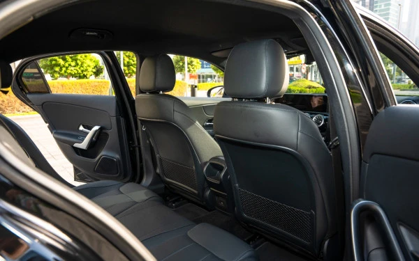 Mercedes A220 (Black), 2024