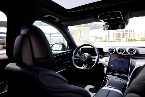 Mercedes C200 (Black), 2022