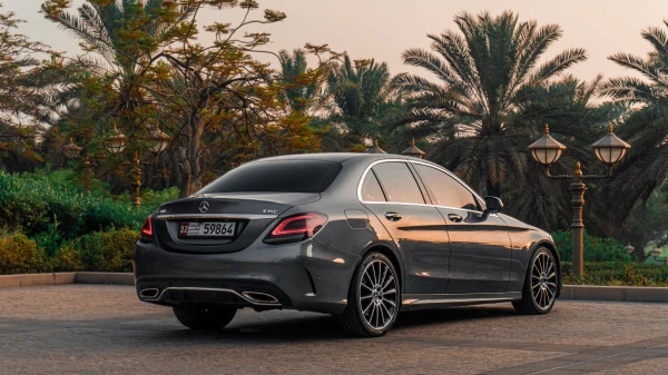 Mercedes C200 (Black), 2022