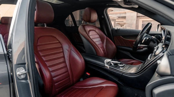 Mercedes C200 (Black), 2022