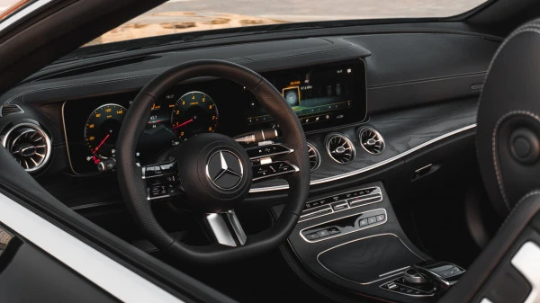 Mercedes E200 (Noir), 2023