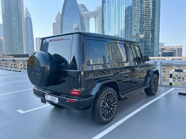 Mercedes G63 (Black), 2025