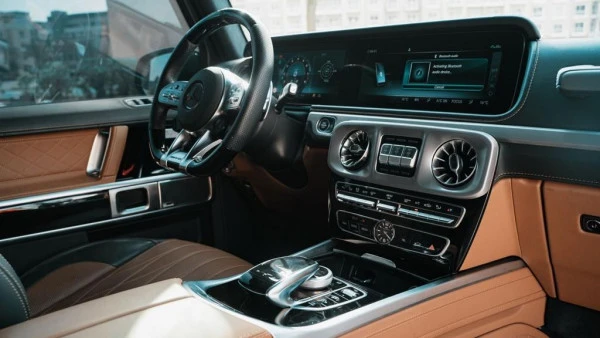 Mercedes G63 AMG (Black), 2020