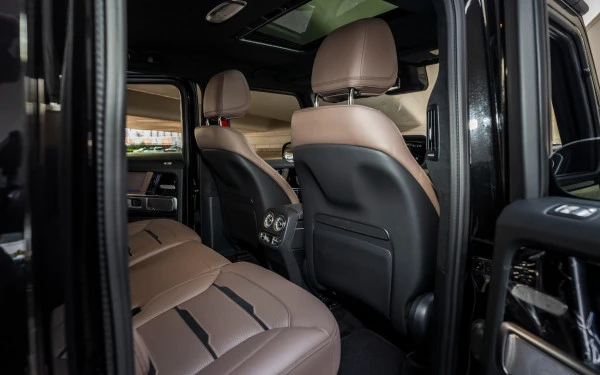 Mercedes G63 AMG (Черный), 2025