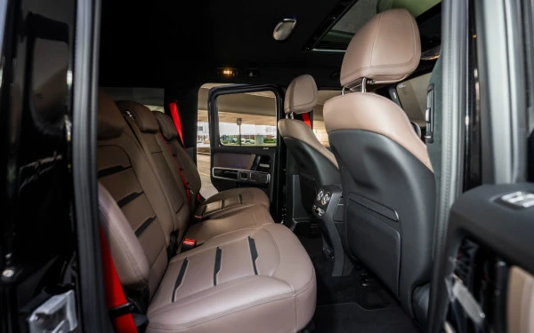 Mercedes G63 AMG (Черный), 2025
