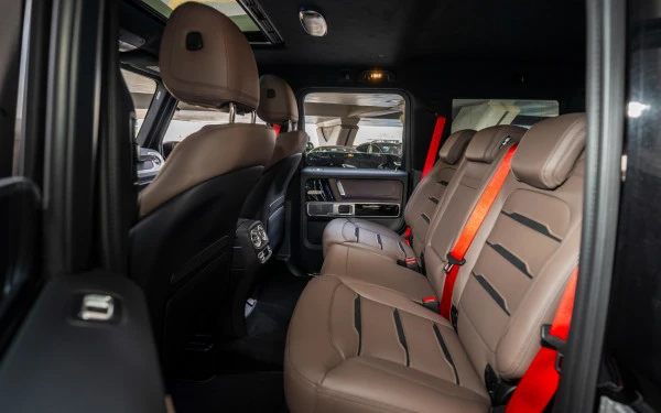 Mercedes G63 AMG (Черный), 2025