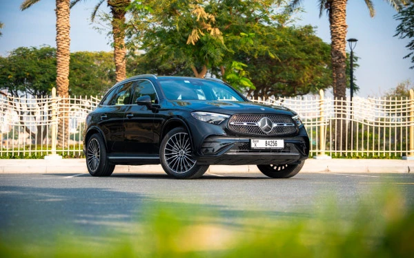 Mercedes GLC 200 SUV (Черный), 2024