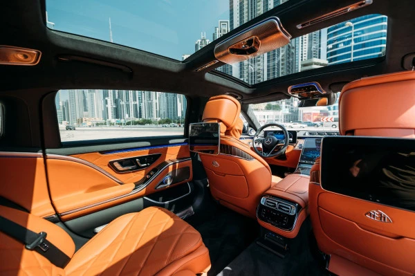 Mercedes Maybach S580 (Nero), 2023