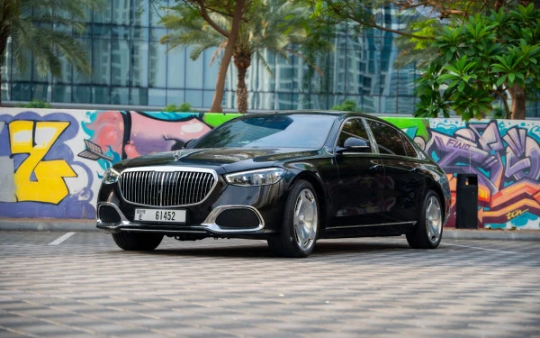 Mercedes Maybach S580 (Black), 2023
