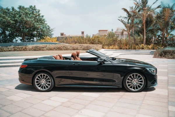 Mercedes S 500 Cabrio (Черный), 2018