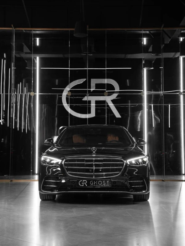 Mercedes S500 (Black), 2025