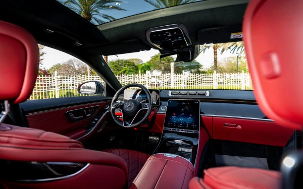 Mercedes S500 (Black), 2021