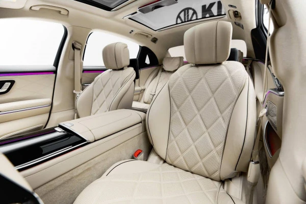 Mercedes S550 Maybach (Black), 2023