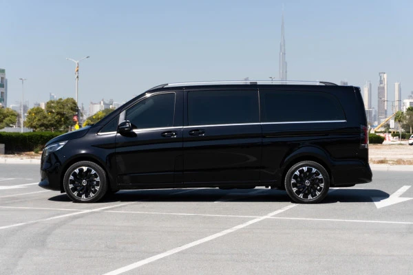Mercedes V300 Avantgarde Extra Long (Noir), 2025