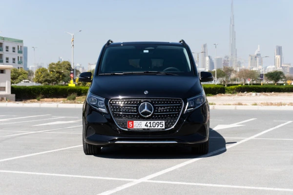 Mercedes V300 Avantgarde Extra Long (Noir), 2025