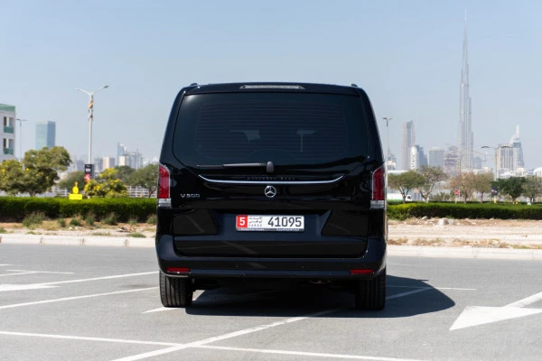 Mercedes V300 Avantgarde Extra Long (Noir), 2025
