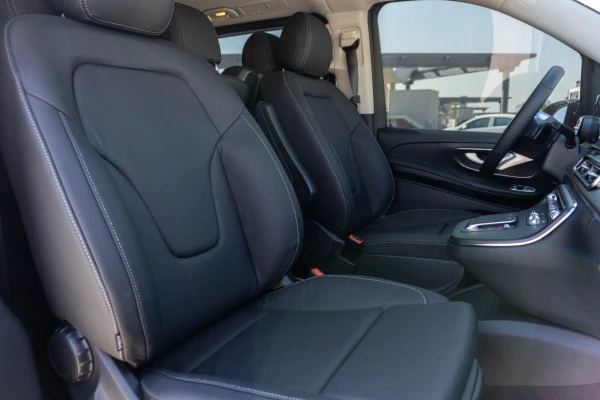 Mercedes V300 Avantgarde Extra Long (Noir), 2025