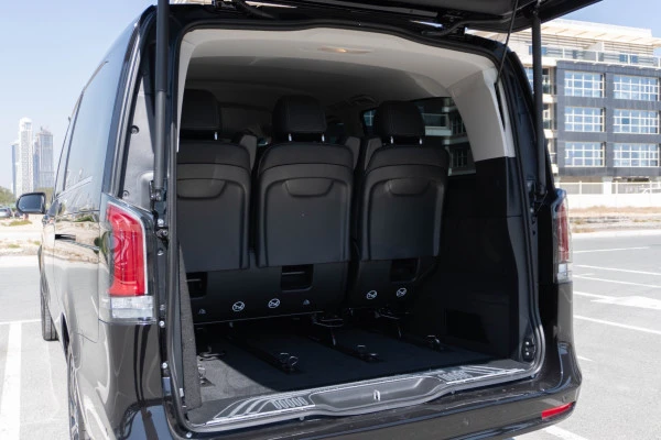 Mercedes V300 Avantgarde Extra Long (Noir), 2025