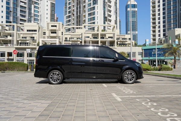 Mercedes V300 Avantgarde Extra Long (Noir), 2025
