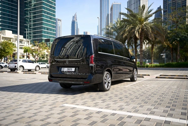 Mercedes V300 Avantgarde Extra Long (Noir), 2025