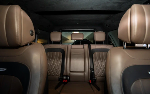 Mercedes V300 Avantgarde Extra Long (Black), 2025