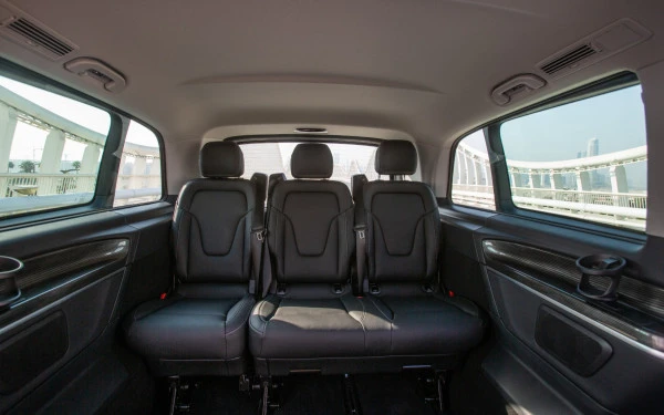 Mercedes V250 (Black), 2023