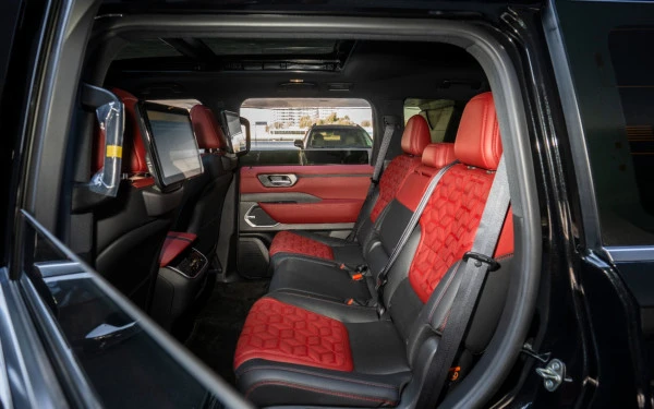 Nissan Patrol Platinum V6 (Черный), 2026