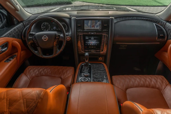 Nissan Patrol V8 (Nero), 2020