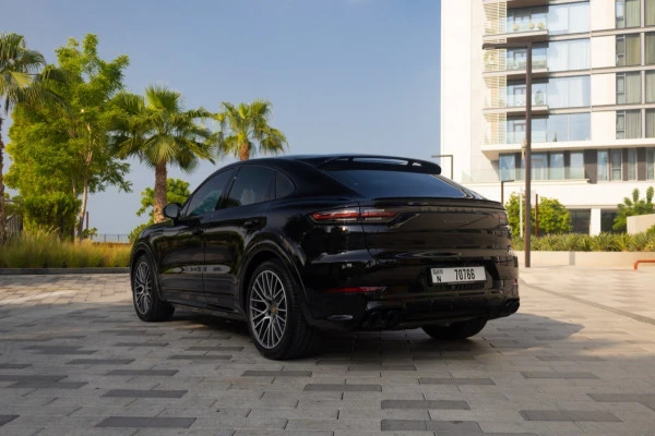 Porsche Cayenne coupe S (Negro), 2022
