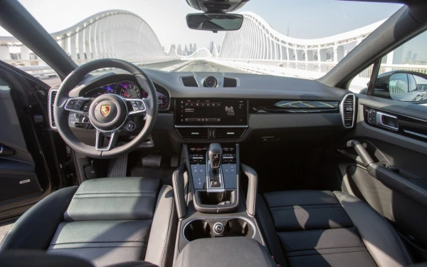 Porsche Cayenne coupe (Nero), 2022