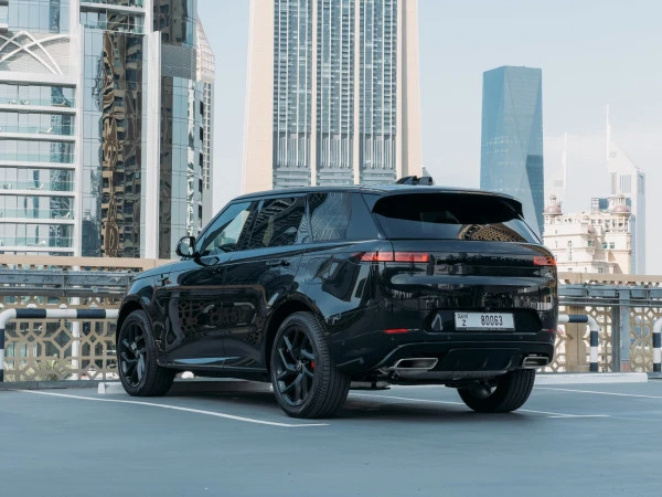 Range Rover Sport NEW SHAPE (Schwarz), 2023