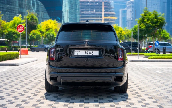 Rolls Royce Cullinan (Nero), 2020