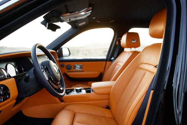 Rolls Royce Cullinan (Black), 2023