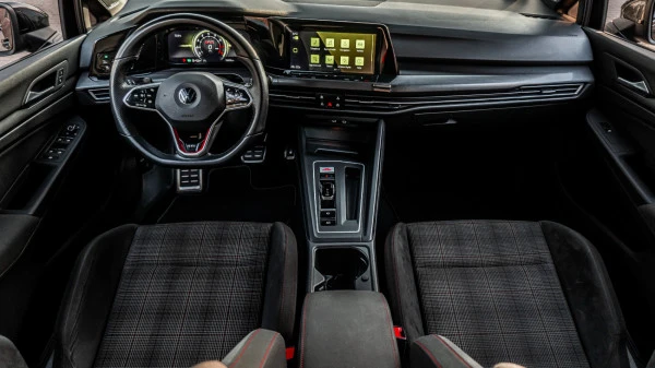 Volkswagen Golf GTI (Nero), 2021
