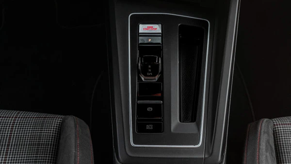 Volkswagen Golf GTI (Nero), 2021