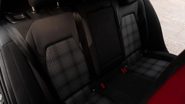 Volkswagen Golf GTI (Nero), 2021