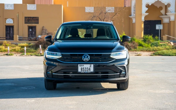 Volkswagen Tiguan (Schwarz), 2025