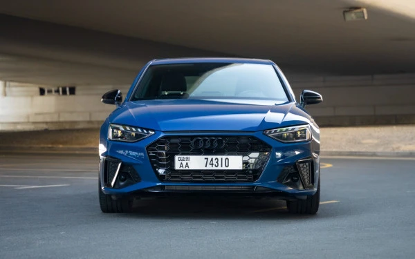 Audi A4 (Синий), 2024