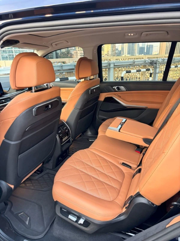BMW X7 (Blue), 2024