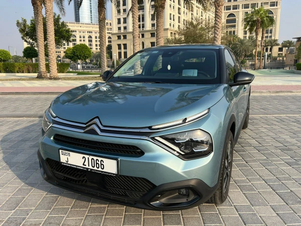 Citroen C4 (Blu), 2024