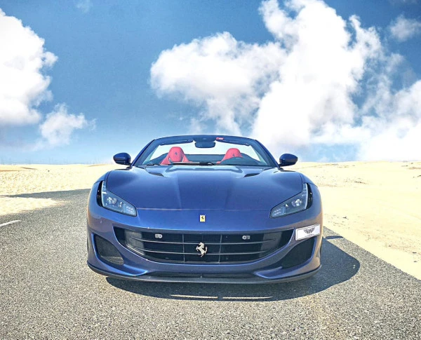 Ferrari Portofino Rosso (Azul), 2020