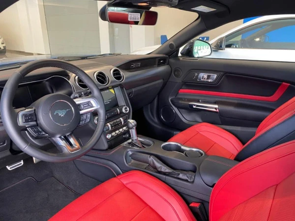 Ford Mustang GT Premium V8 (Blau), 2020