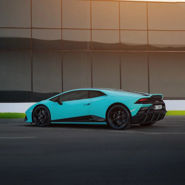 Lamborghini Huracan (Blue), 2021