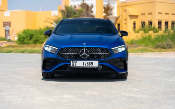 Mercedes A200 (Azul), 2025