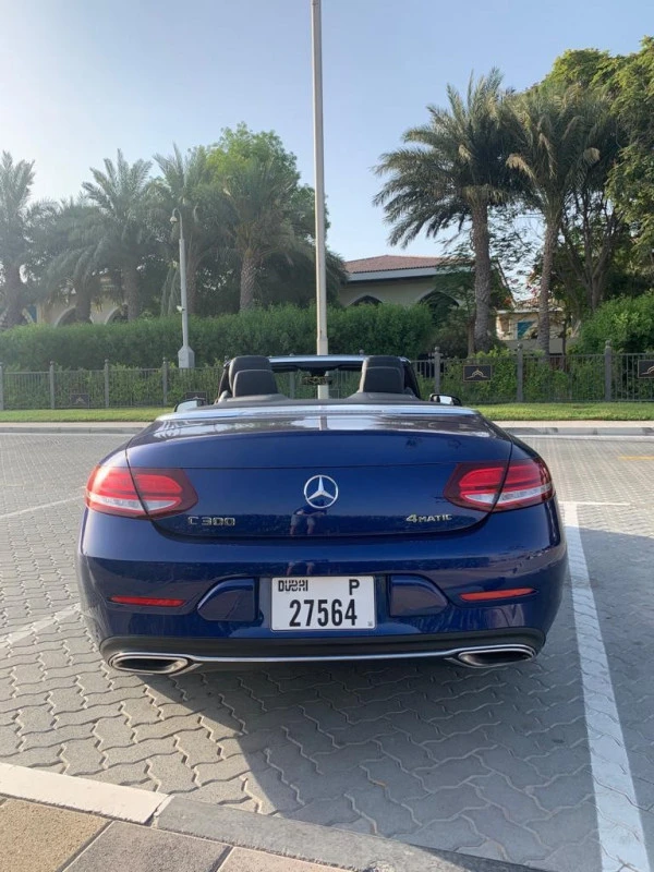 Mercedes C300 cabrio (Blau), 2019